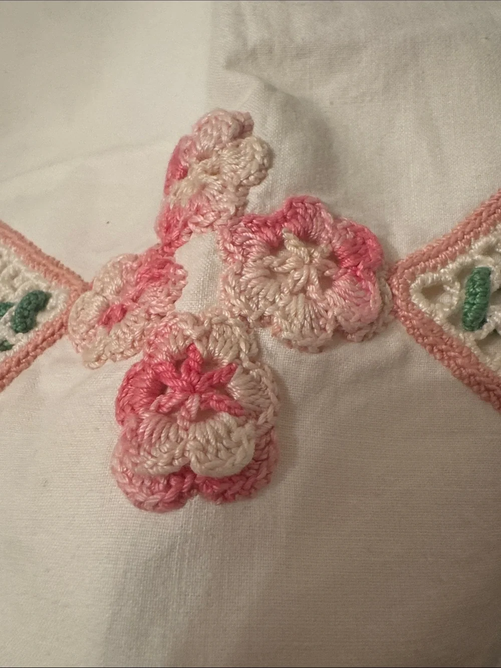 Set off 2 Vintage Pillow Cases Pink Crochet Embroidery